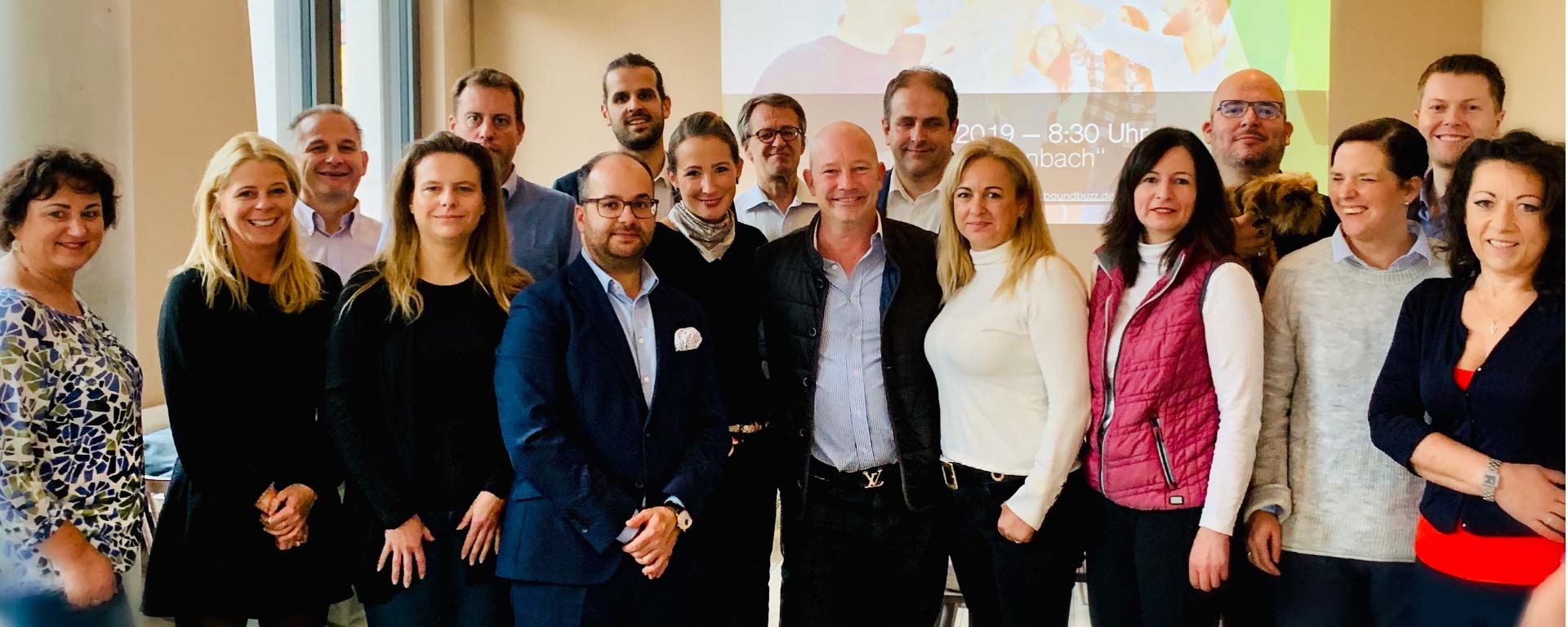 Unternehmer-Frühstück in Stuttgart,- B5 - Business High 5 - das obligatorische Gruppenfoto!